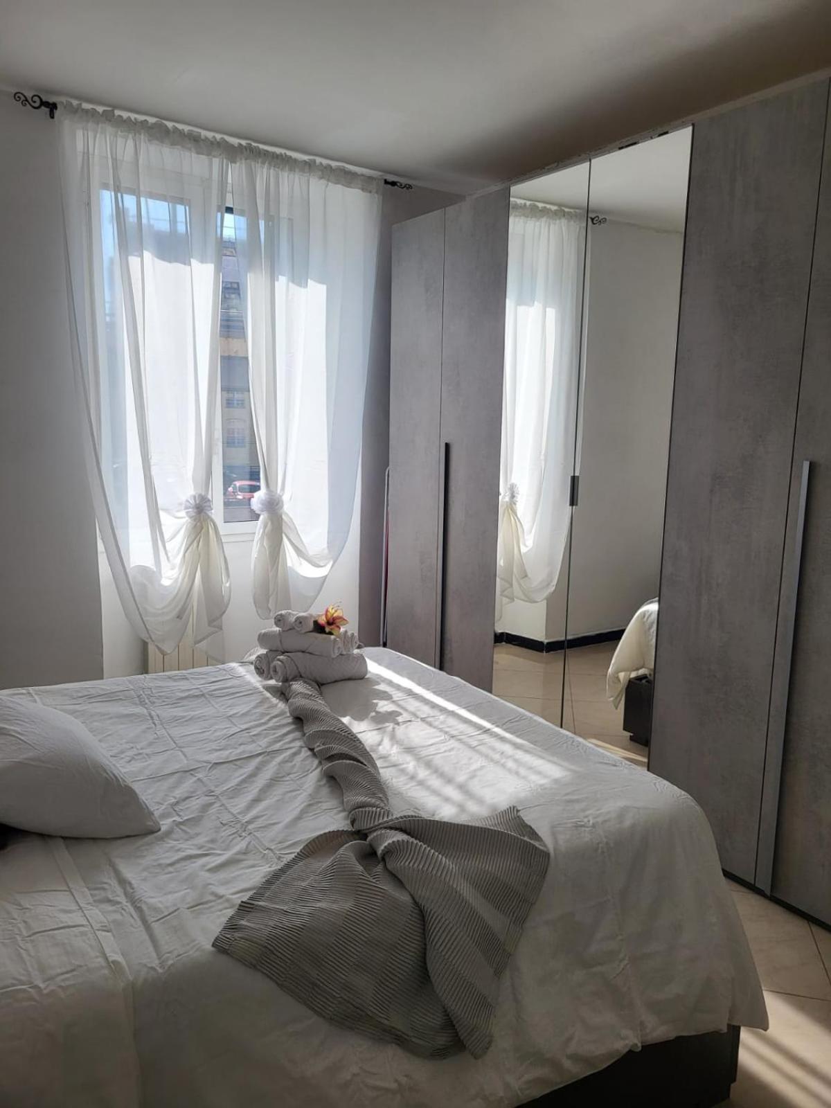 Apartmán Casa Vacanze Porto Antico Janov Exteriér fotografie